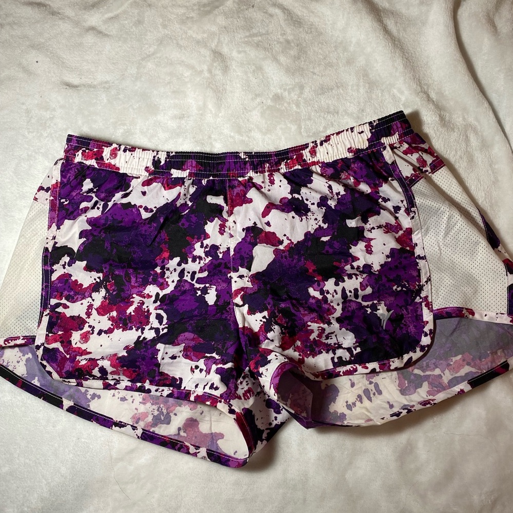 Color splat old navy shorts